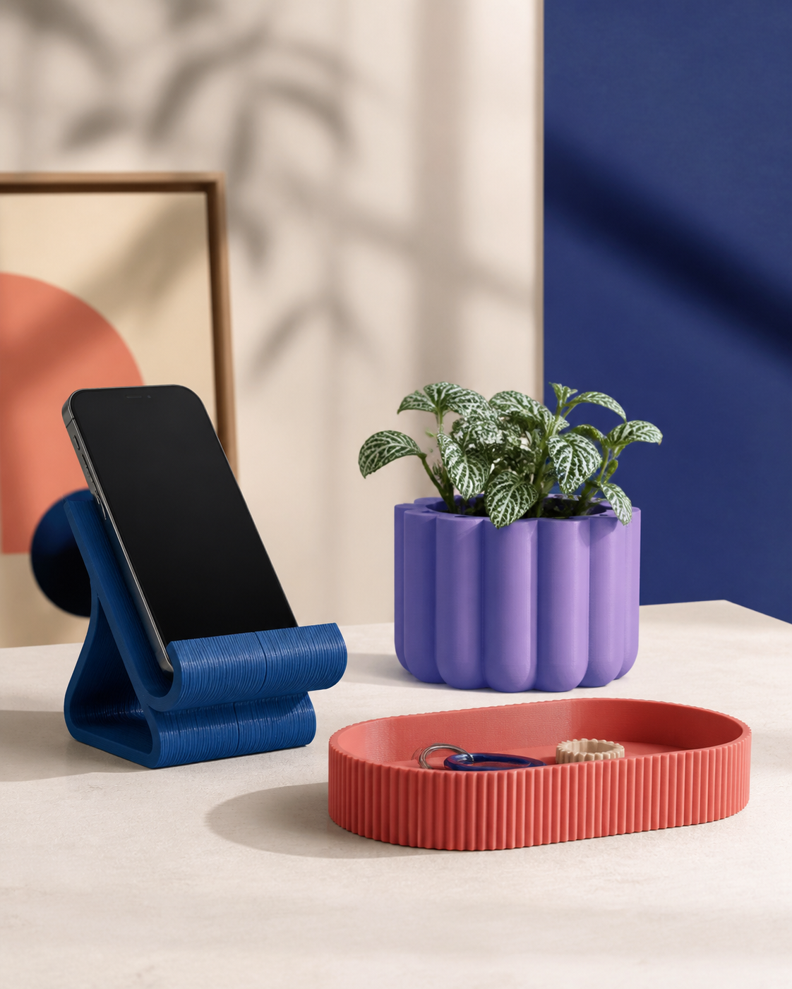 Suporte para celular, vaso e organizador doméstico impressos em 3D